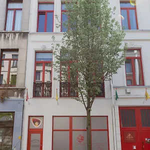 https://bb-because-the-night.hotelsantwerp.net